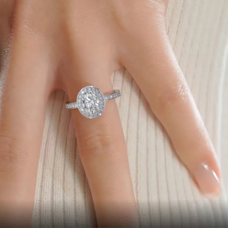 2 Carat Brilliant Oval Cut Moissanite Halo Engagement Ring in Platinum - Boutique Pavè