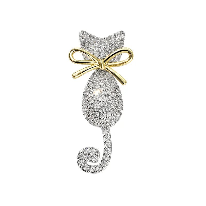 Beautiful Cubic Zirconia Cat with Bow Brooch in Gold Plated Sterling Silver - Boutique Pavè
