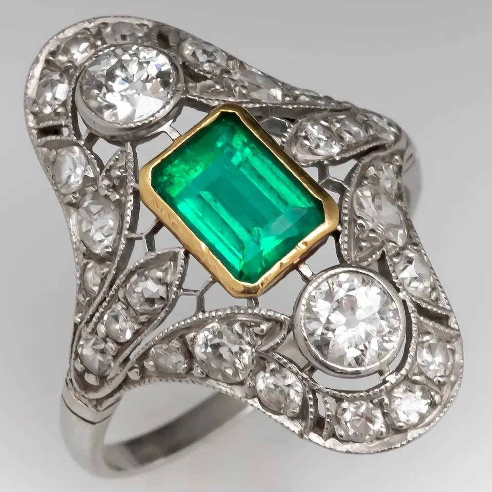 Vintage Inspired Bezel Set Emerald Green Cubic Zirconia Silver Engagement Ring - Boutique Pavè